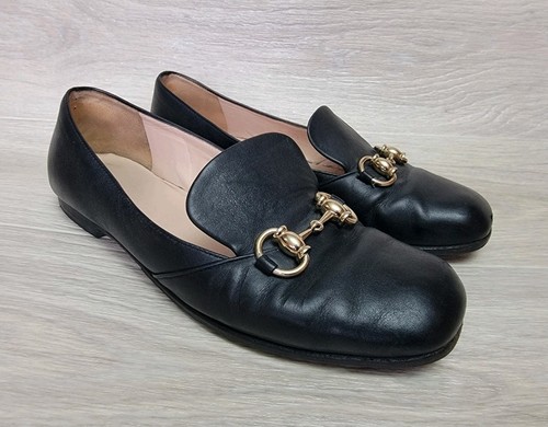 Auth gucci black leather - black,
