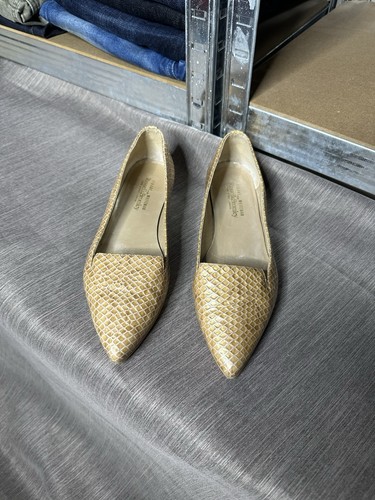 Stuart weitzman for - weitzman, russell